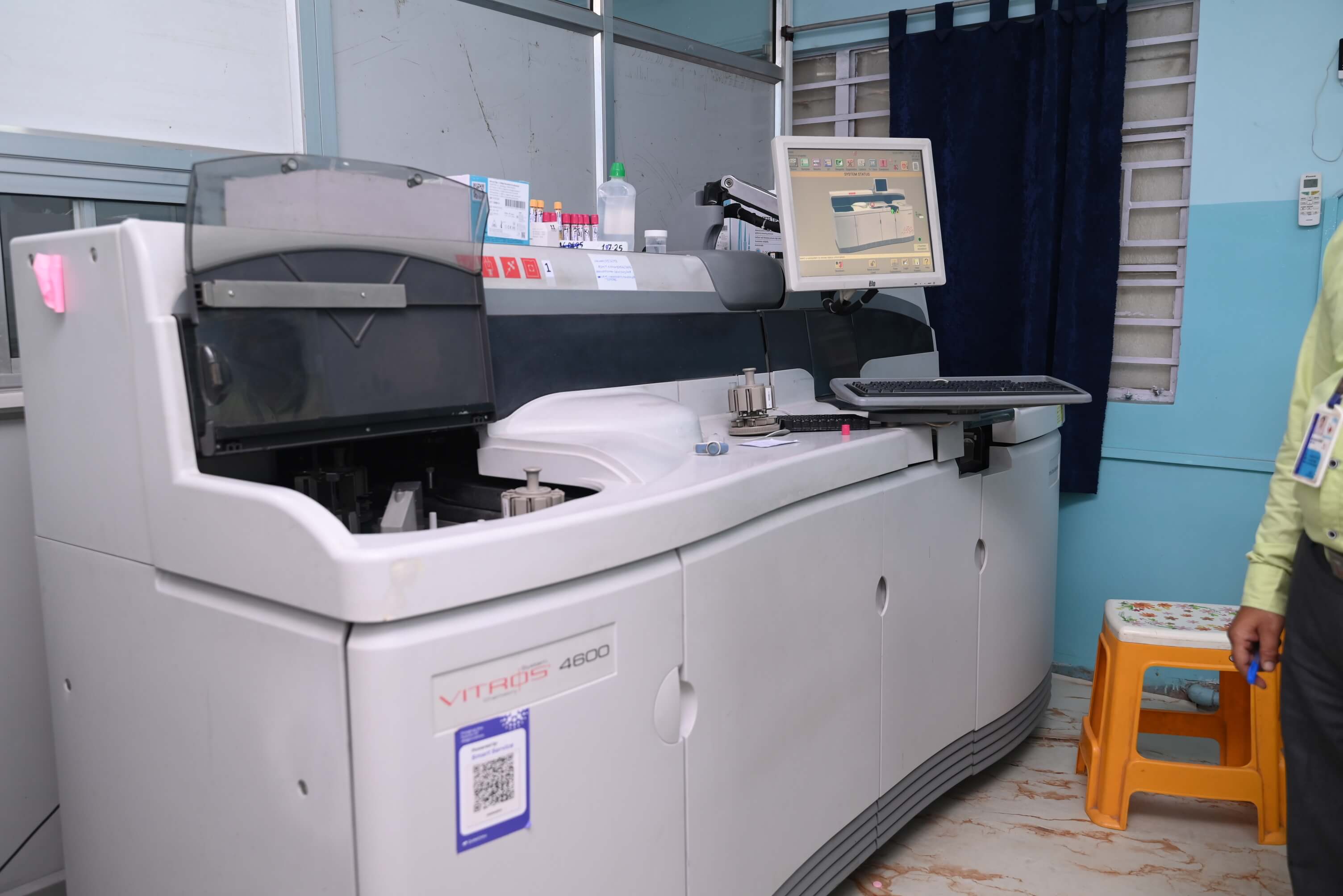 Biochemistry Analyzer